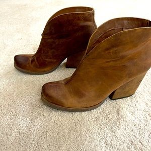 Korks Brown Leather Booties Size 10